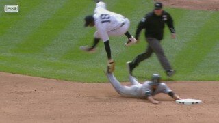 Didi Gregorius Is A Freaking Wizard, Makes Impossible-Looking Jumping Tag On Tyler Saladino